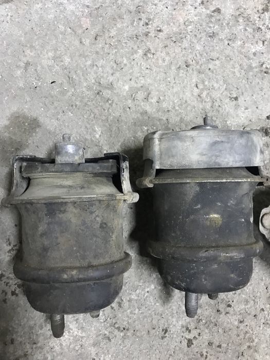 Подушки  АКПП Lexus GS s190 AWD