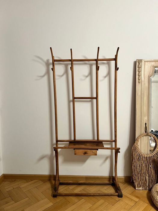 Cuier Thonet din lemn curbat de fag