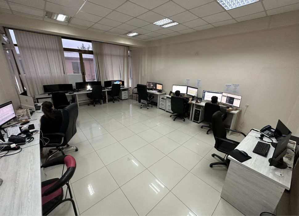 Аренда под офис 3 минут от метро Юнусабад 180м2 4 комната!