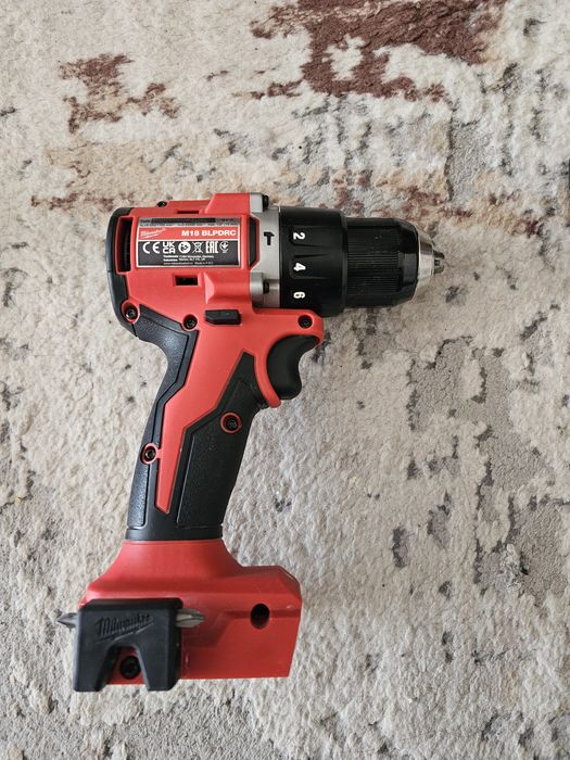 Винтоверт Milwaukee Next Generation M18BLPDRC