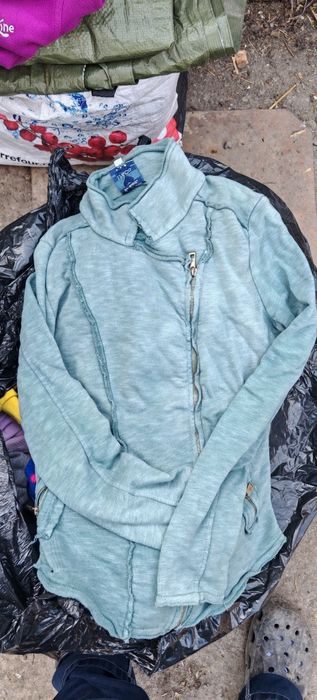 Vând haine/incaltaminte