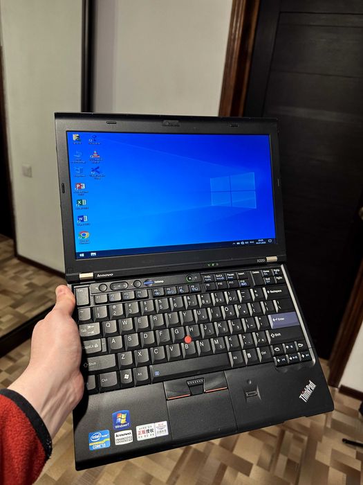 Lenovo Thinkpad X220 I3/120/4 + новая мышка