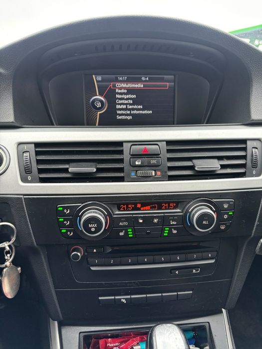 BMW 3 Series 2010 — imagine 5