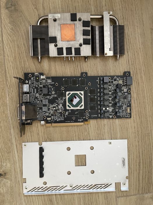 Radeon Sapphire Nitro Rx 470, Rx 480 toate 8Gb = Defecte amandoua =