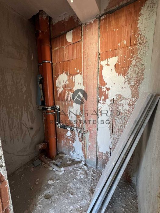 Продава се Тристаен апартамент в Пловдив, Кючук Париж - 110 кв.м за 890 €/кв.м - Снимка #4