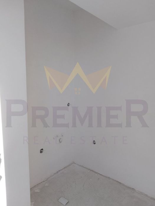 Продава се Тристаен апартамент в Каварна - 83 кв.м за 880 €/кв.м - Снимка #4