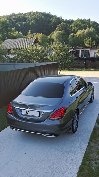 Mercedes c200d  An 2018, 153000km