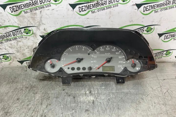 Ceasuri bord Ford Focus 2002 1.6 MT (101 hp)