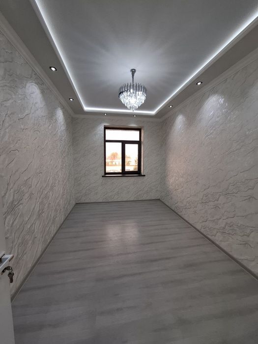 Продам квартиру новостройка на 1 ом этаже 55 кв 2 х комнатная