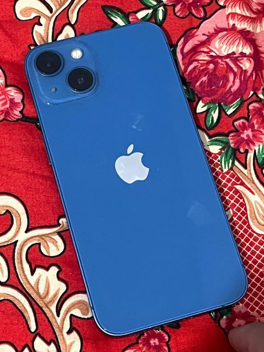 Продам айфон 13 за 130