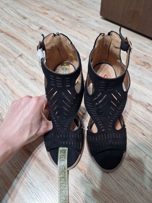 Sandale negre boho