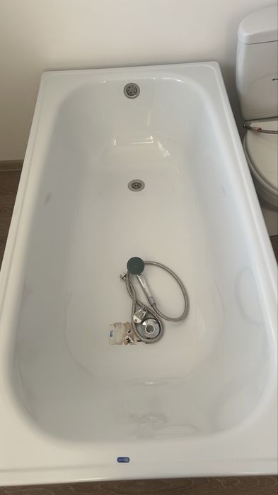 Ванна White Wave 150 см — новая, не использовалась