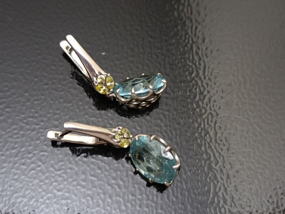 Серьги серебро. Голубой тапаз