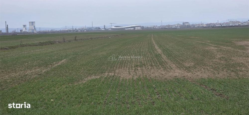 Investitie Teren 7900 mp de vanzare Zona Parapet Targoviste