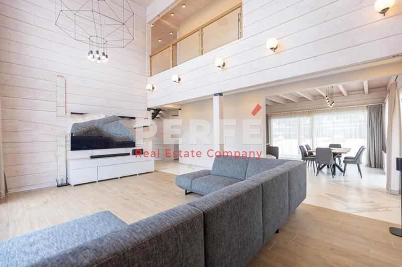 Продава се Къща в София, Бояна - 452 кв.м за 2423 €/кв.м - Снимка #2