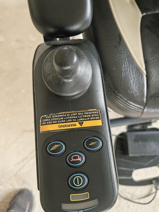 Scaun electric persoana cu handicap