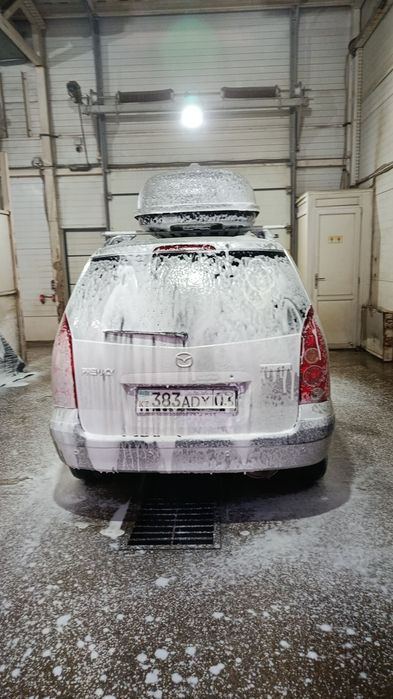 Продам машину Мазда премаси
