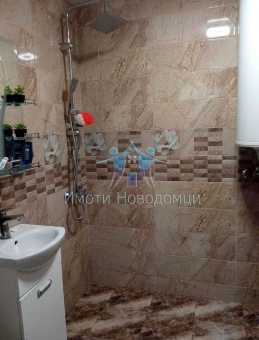 Продава се Двустаен апартамент в Шумен, Пазара - 60 кв.м за 1020 €/кв.м - Снимка #7