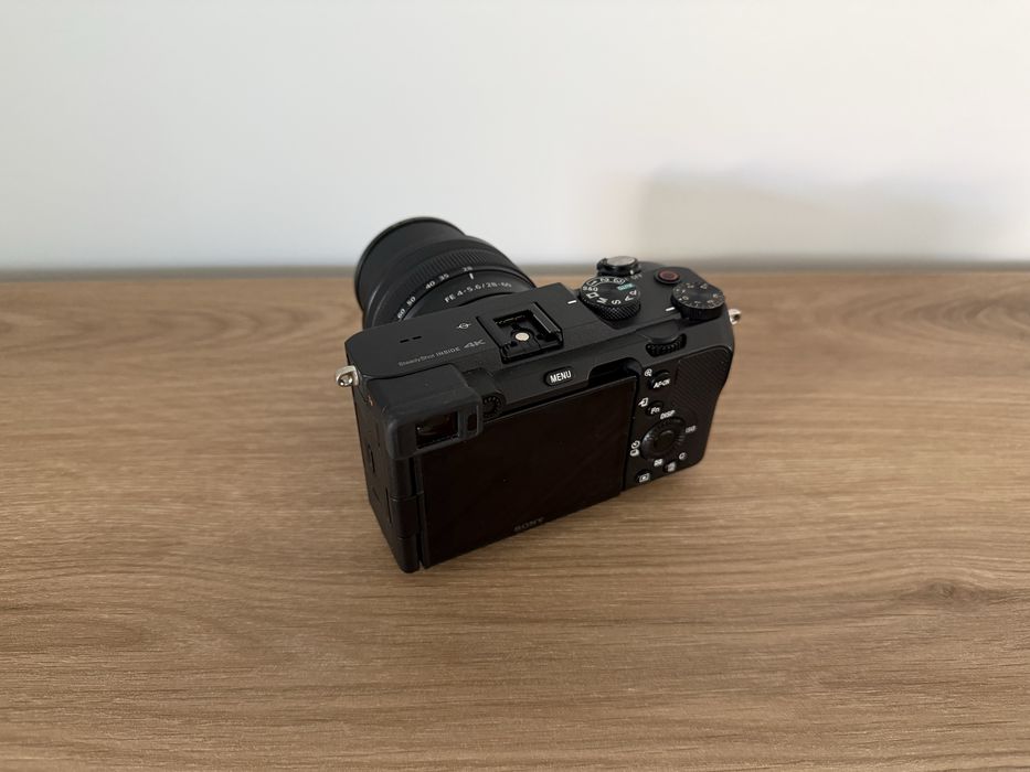 Sony A7c cu obiectiv 28-60 f4-5.6