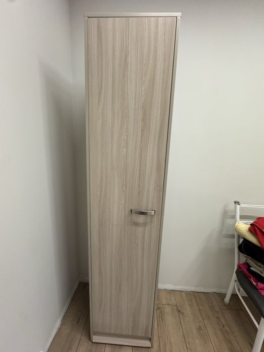 Шкаф и парта (комплект, отдельно продаем)