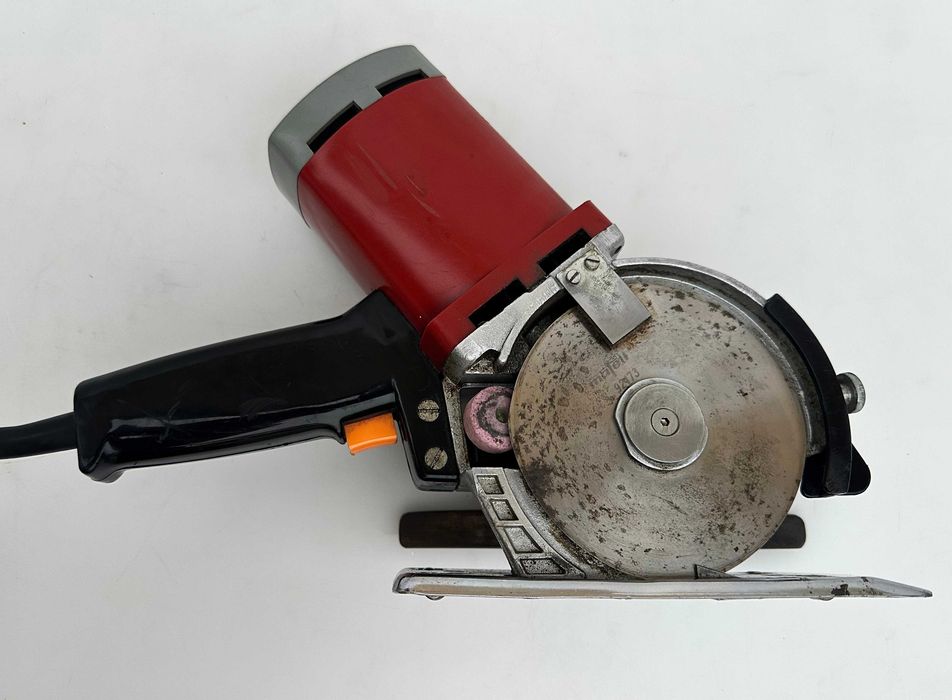 Mafell TS 400 - Професионална машина за рязане на мокет / винил