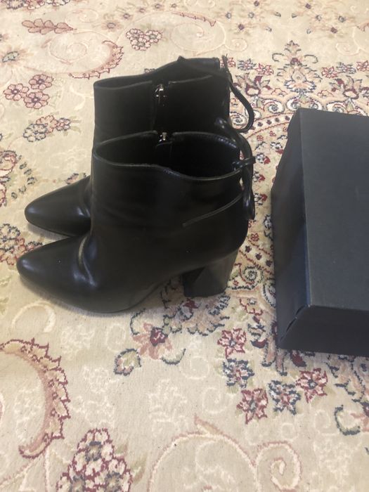 Продам женские полусапожки б/у