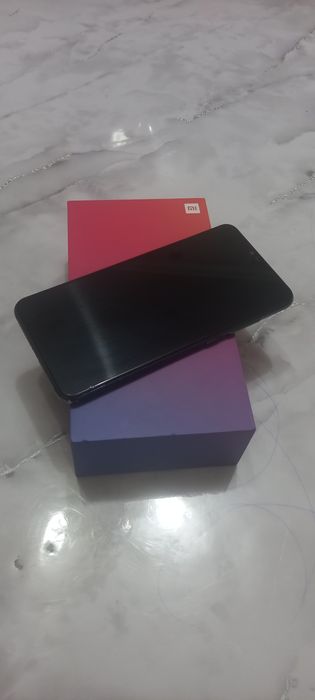 Mi 8 lite sotiladi