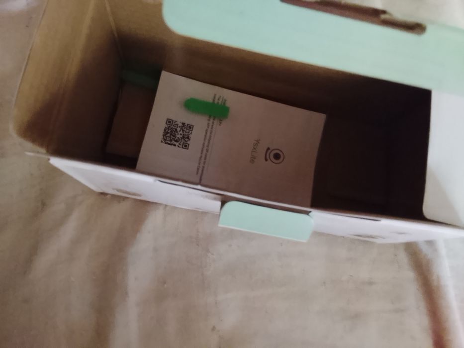 Vayfayli kamera bor sotiladi fleshkasiyam bor fleshkasi bilan 150 ming