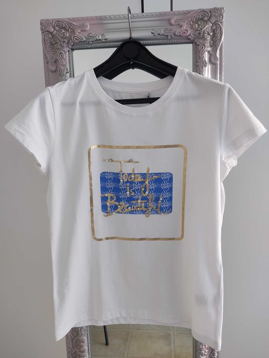 Дамска бяла тениска