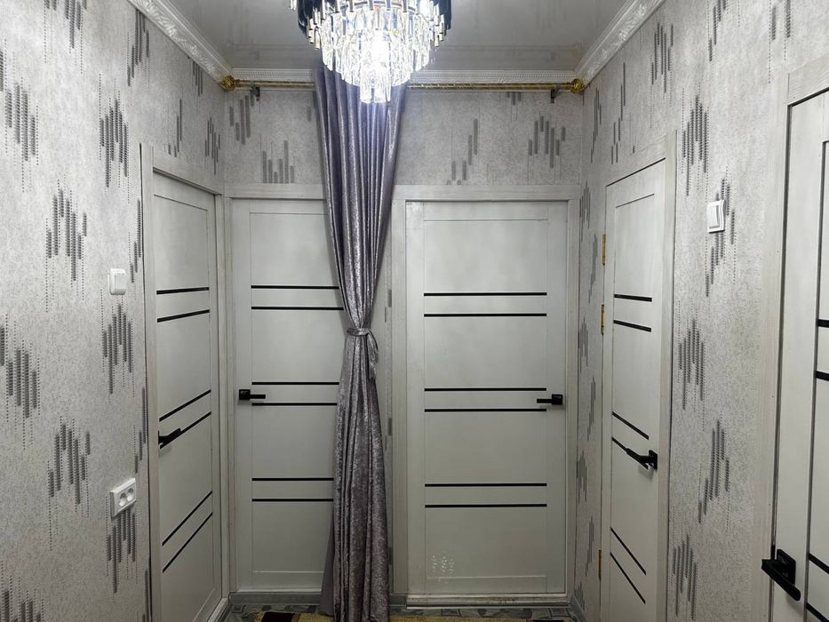 2 xonali kvartira Zarafshon obmen Navoiy