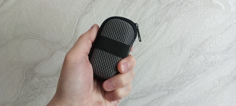 Продам новый - Кейс для - Наушников.
