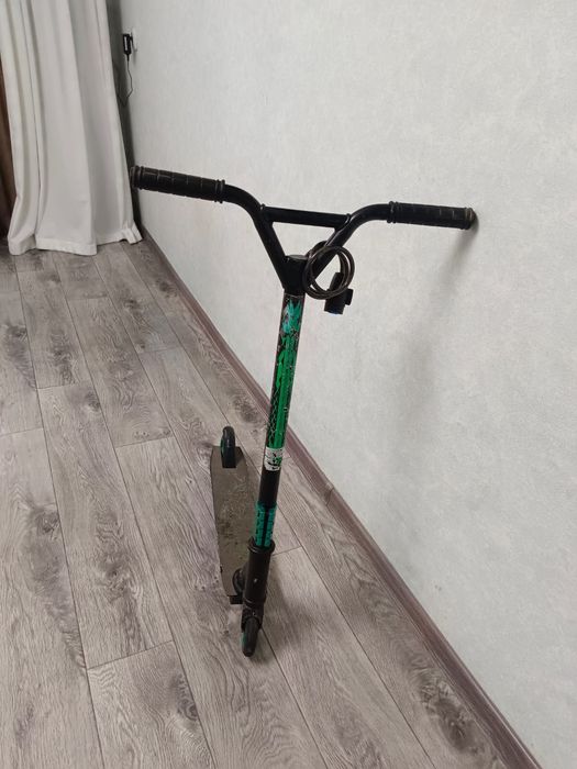 продам самокат трюковый