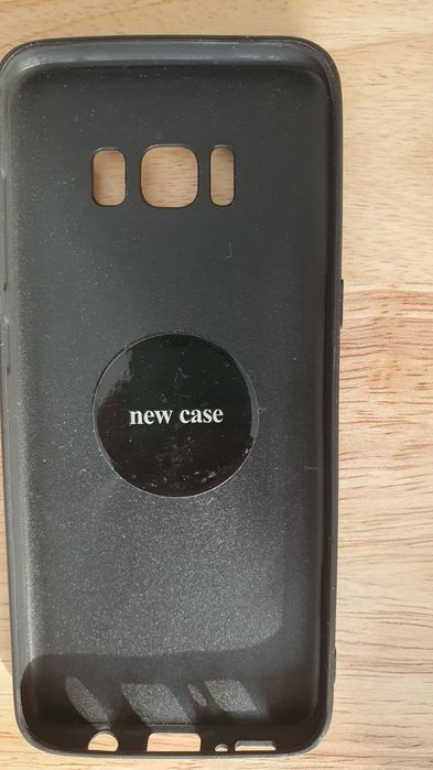 Продам чехлы для  планшета и телефонов Samsung