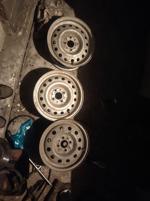 Продам диски в отличном состоянии