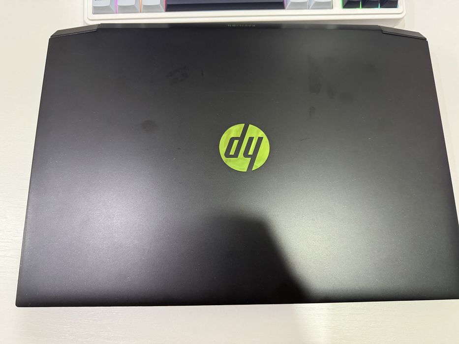 HP Pavilion Gaming - 15-ec0043ur