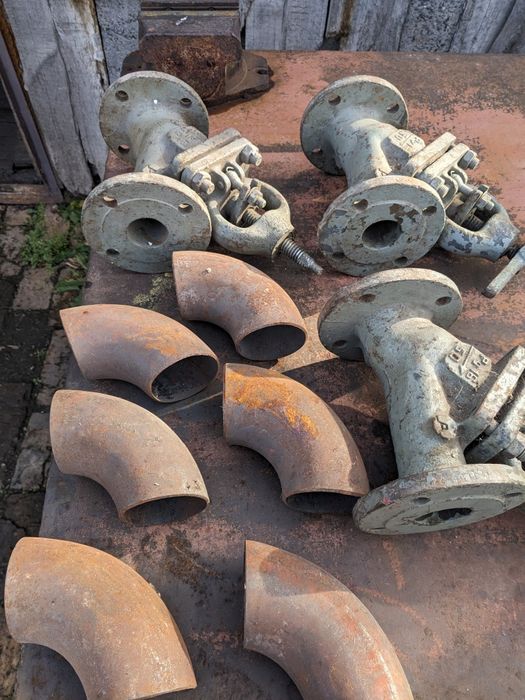 Задвижки,полуотводы