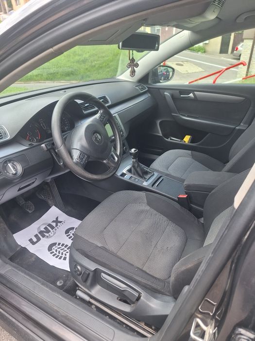 Vând/ Schimb  passat 1.6 tdi b7