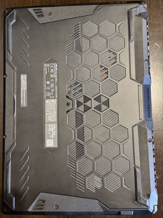 ASUS 15.6” TUF F15 i7 / GTX 1660 Ti / 16GB RAM / 1TB SSD