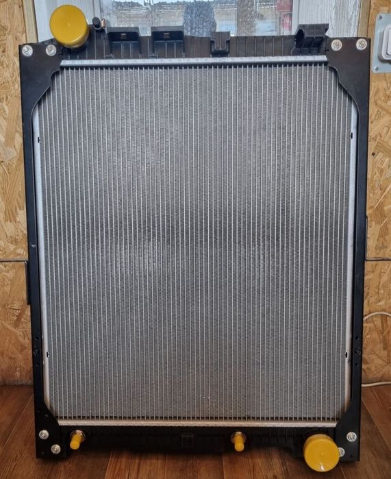 Радиатор основной мерседес