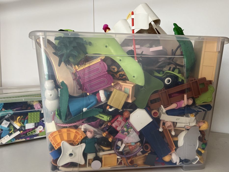 Playmobil, LEGO за 190лв.