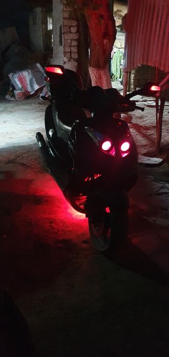 Скутер DAELIM 150 kub Сотилади.