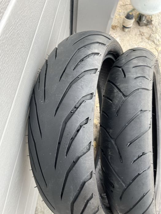 Гума Pirelli Angel CT 150/60/17