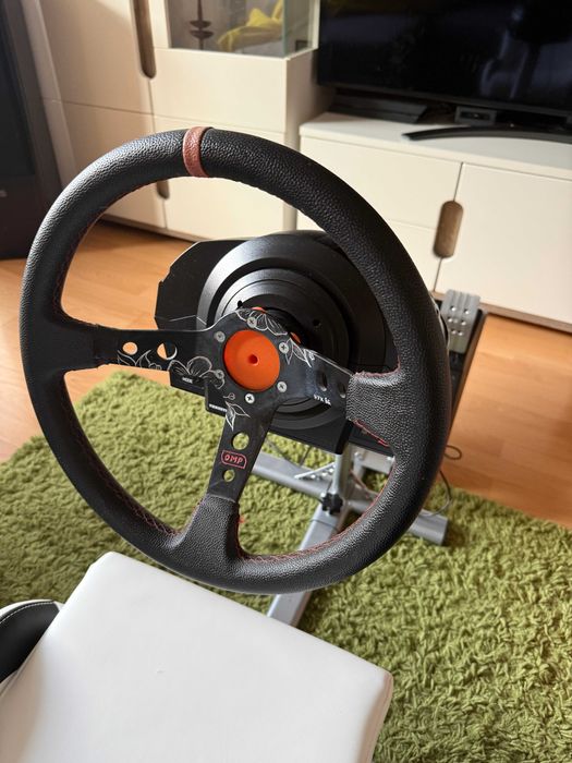 Thrustmaster T300RS GT + Playseat Evolution