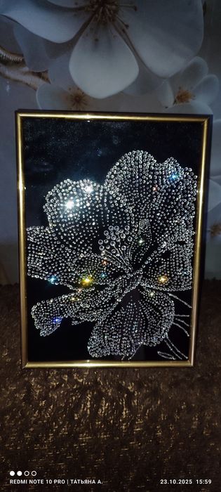 Картины из страз