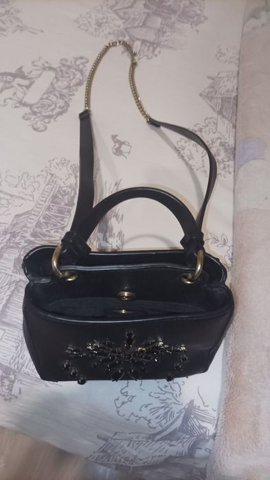 Сладка малка чантичка ZARA