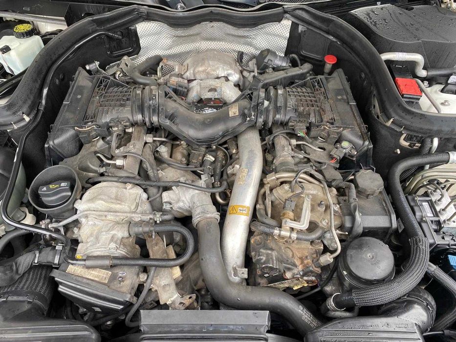 dezmembrez Mercedes E350 cabrio W207/bara fata e350/usa /bara spate