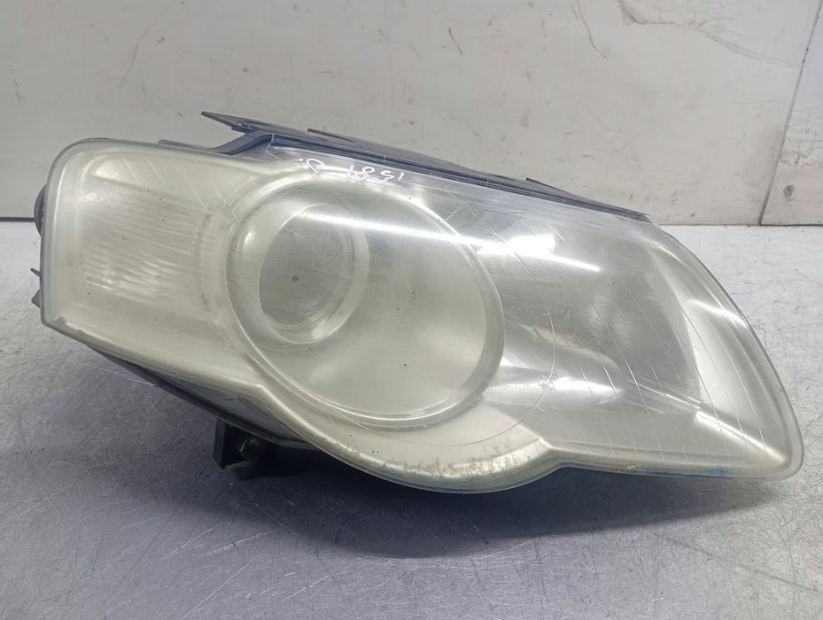 Far dreapta Volkswagen Passat B6 (2005 - 2010) 2.0 tdi BMP