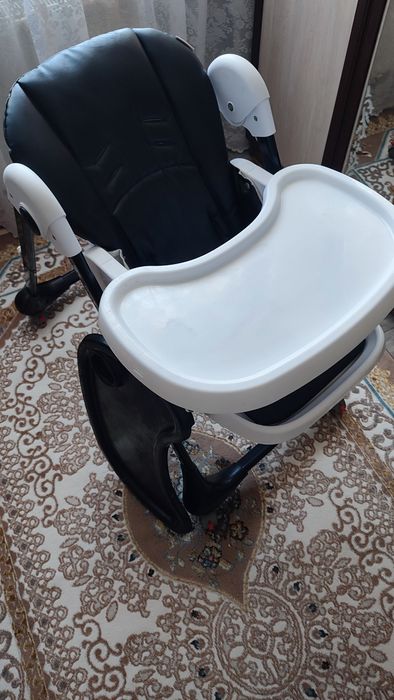 Продается стульчик для кормления