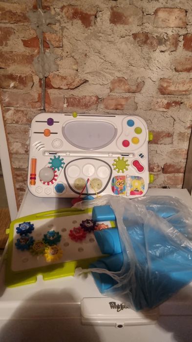 Masuta de activitati Curiosity Table, +1 an, Baby Einstein