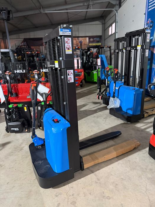 Transpaleta cu catarg Liza Electrica 1500 kg Oferta